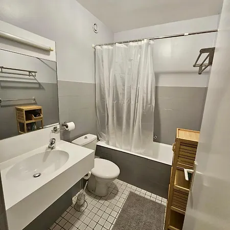 Isola10 Apartment *